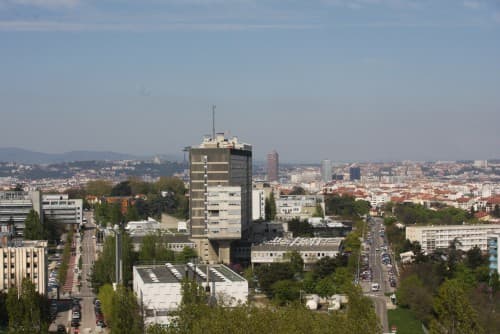 Bron et Lyon de jour