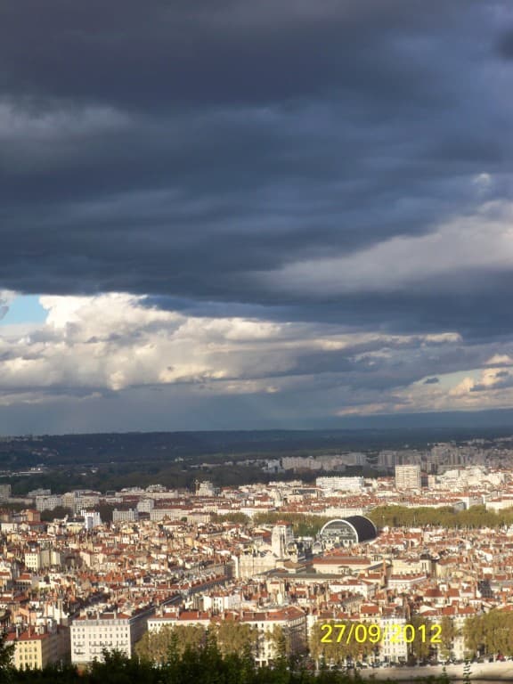 couverture nuageuse sur LYON