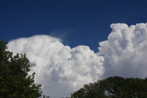 début d'un cumulonimbus