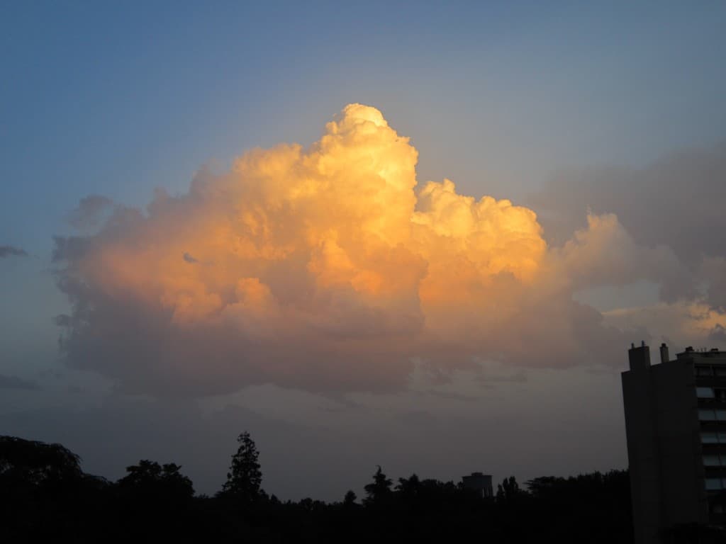 Nuage sur les Essarts