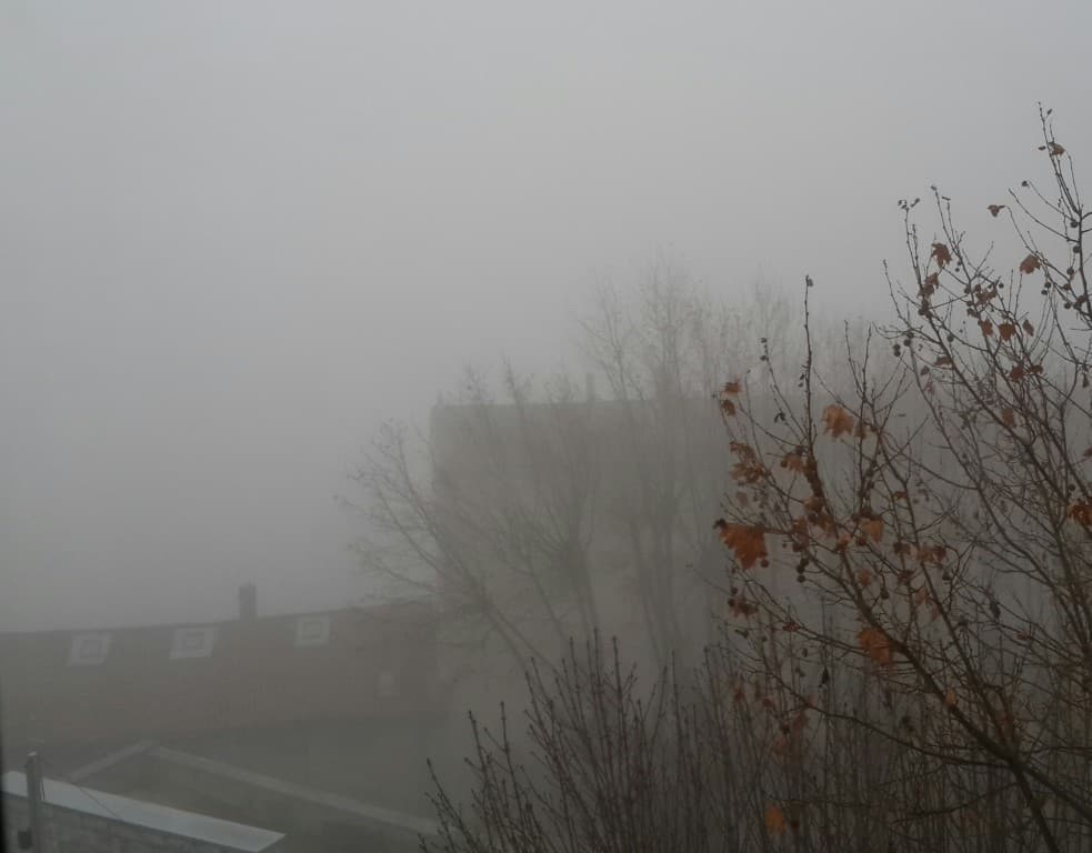 Brouillard intense.
