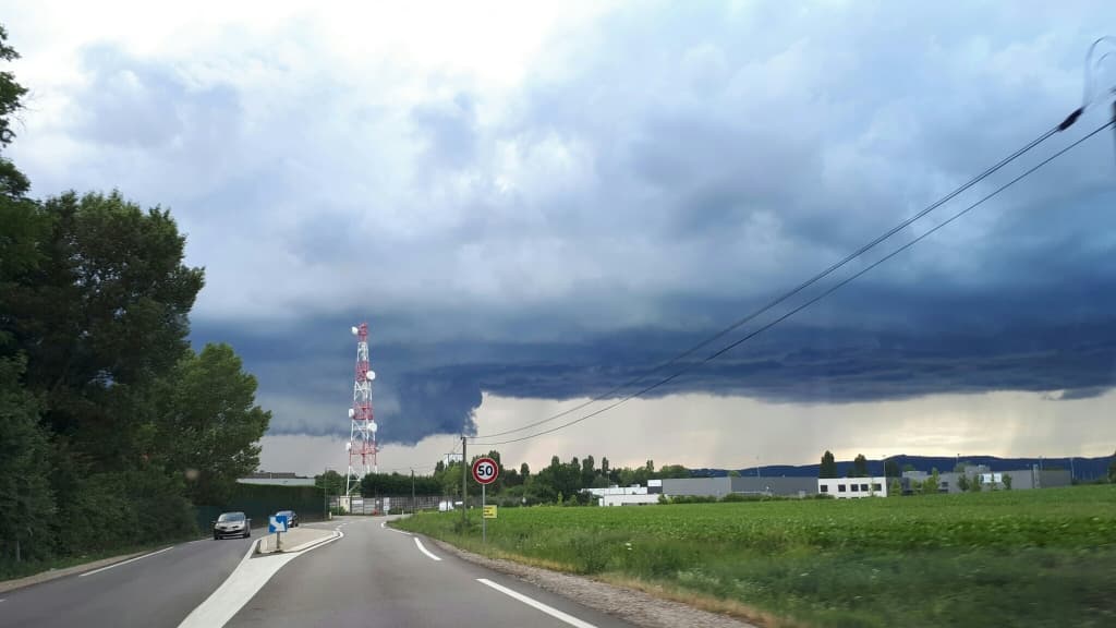 ArrivÃ© de l'orage sur Vancia