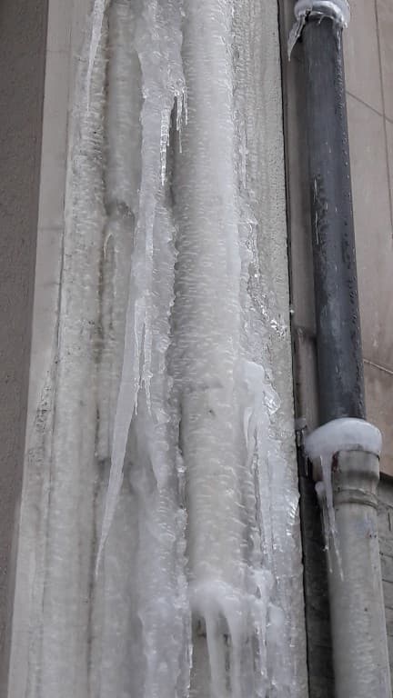 cascade de glace en plein Lyon