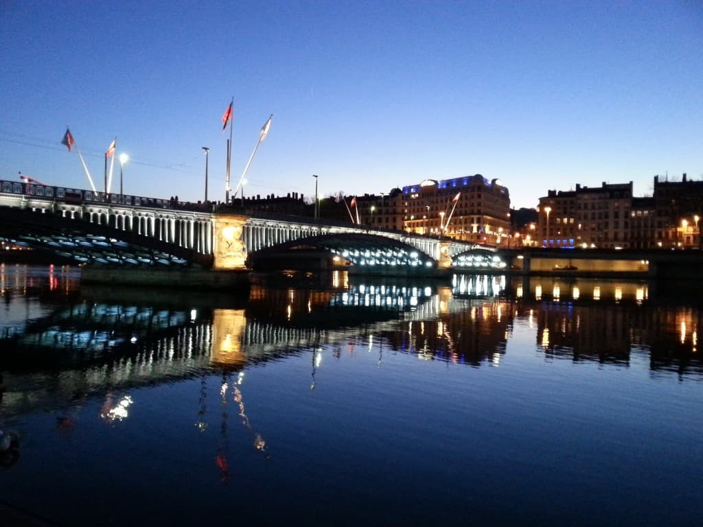 LES BERGES DU RHONE 