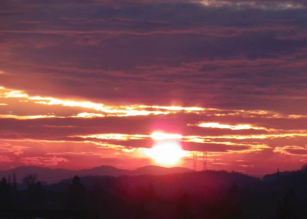 Coucher de soleil sur les Monts du Lyonnais