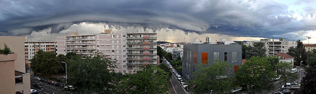 Un magnifique front orageux
