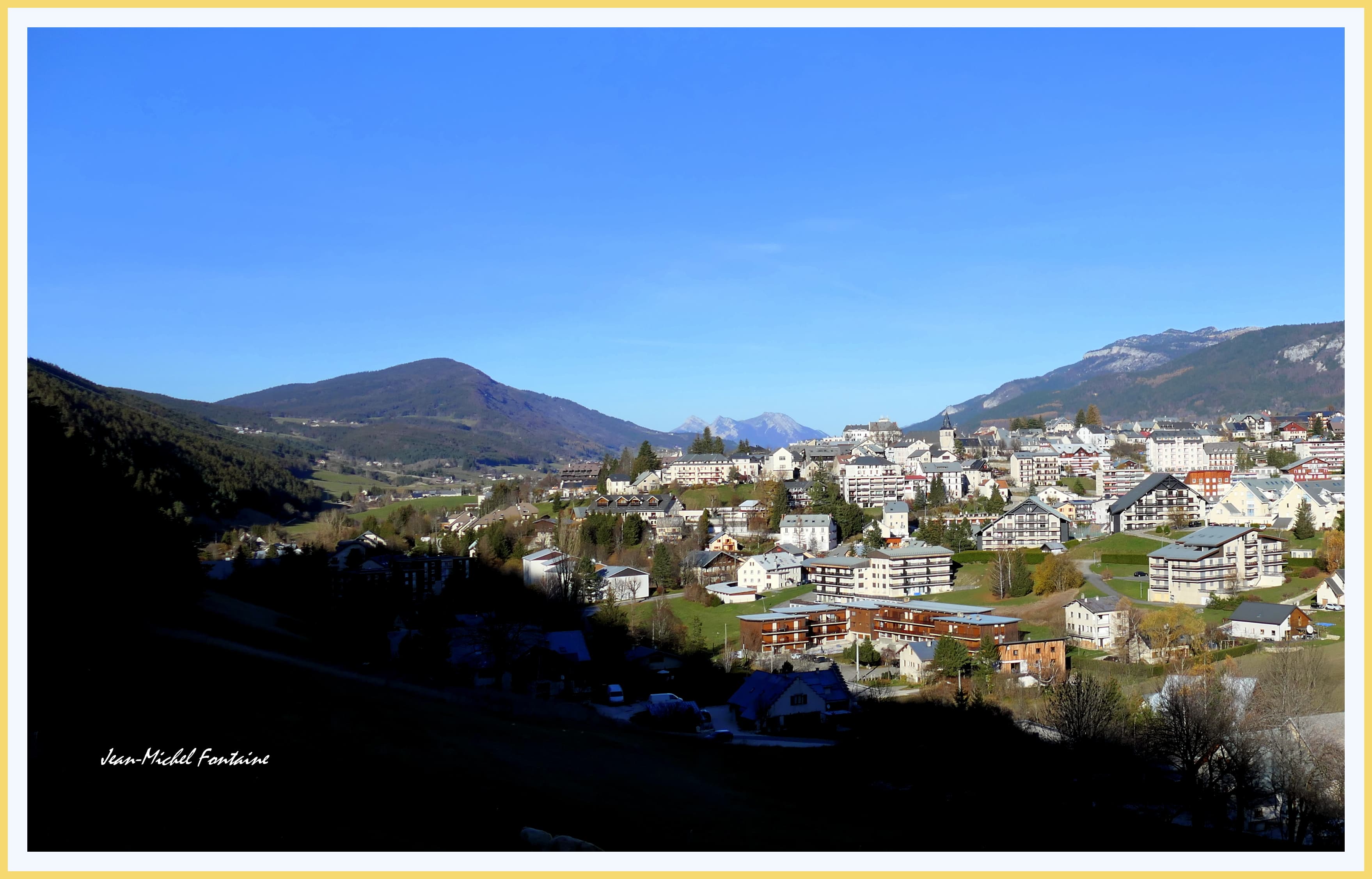 Ciel cair et lumineux