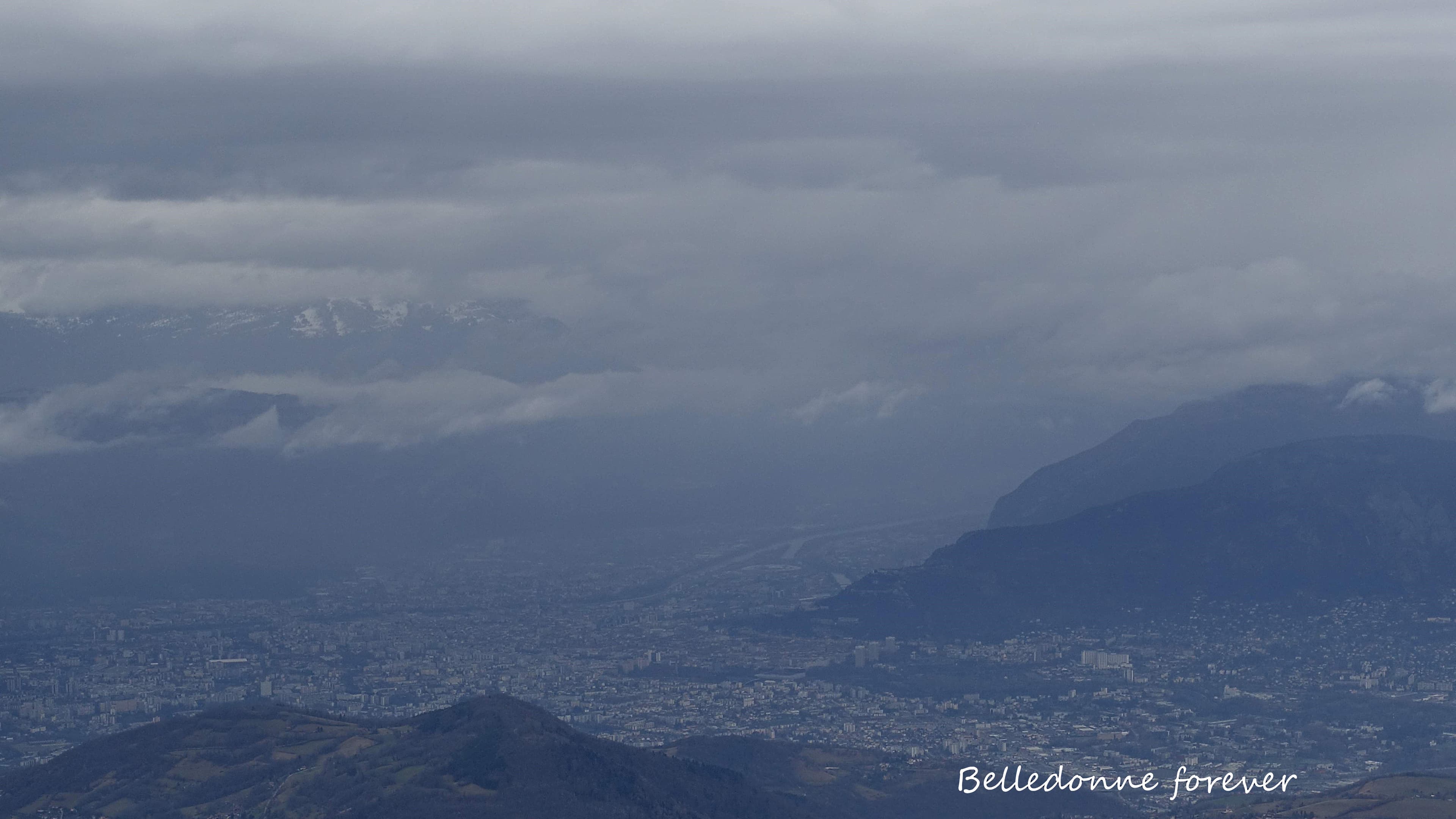 La pluie arrive de l'ouest sur Grenoble A.P.