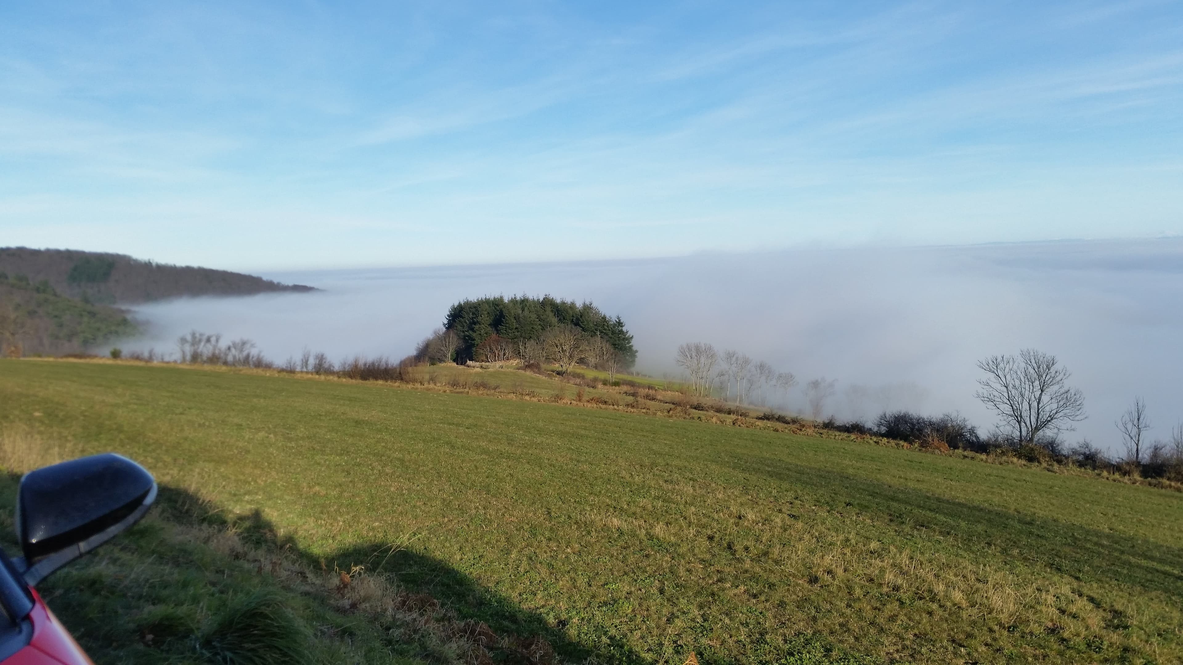 15/12/2021 tjrs  entre col Malval et Yzeron coté Lyon dans le brouillard