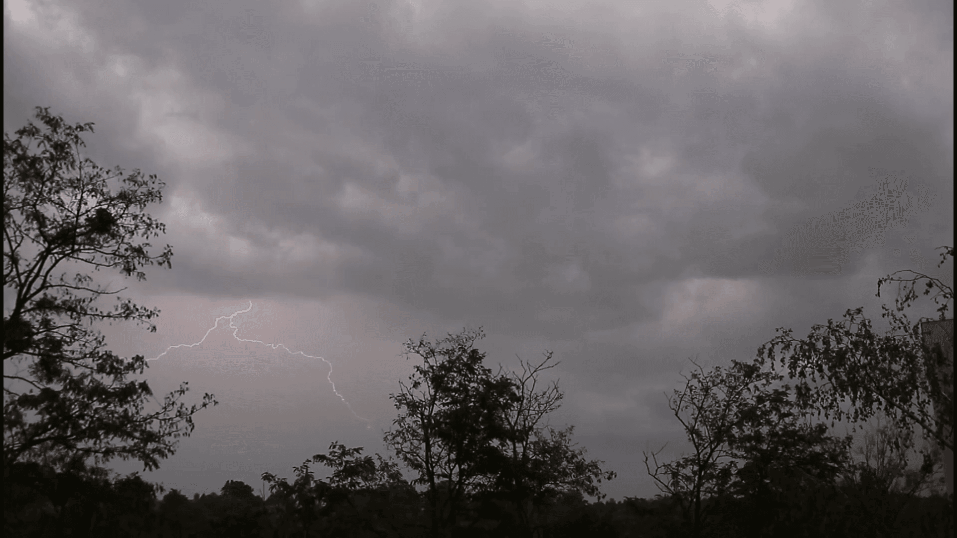 Orage sur Sathonay