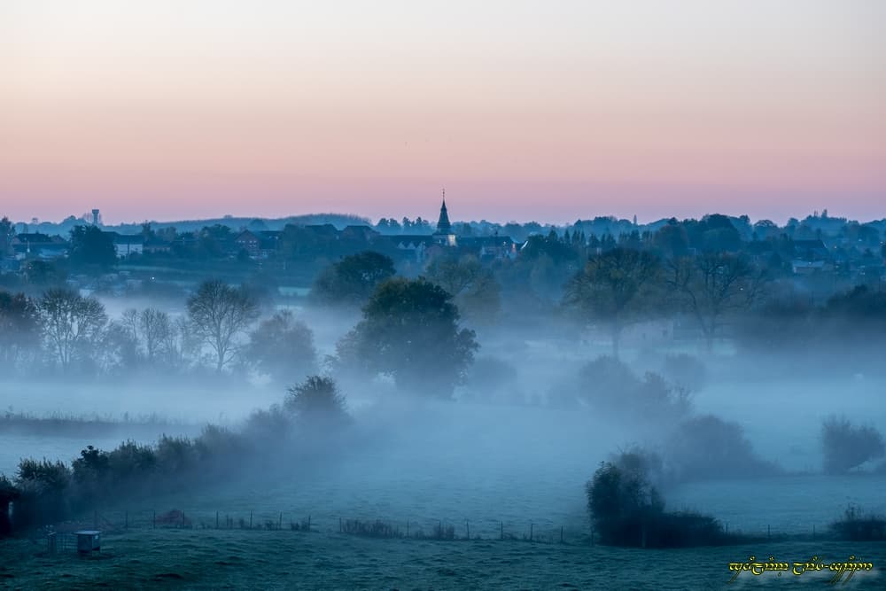 Brume dans la vallée
