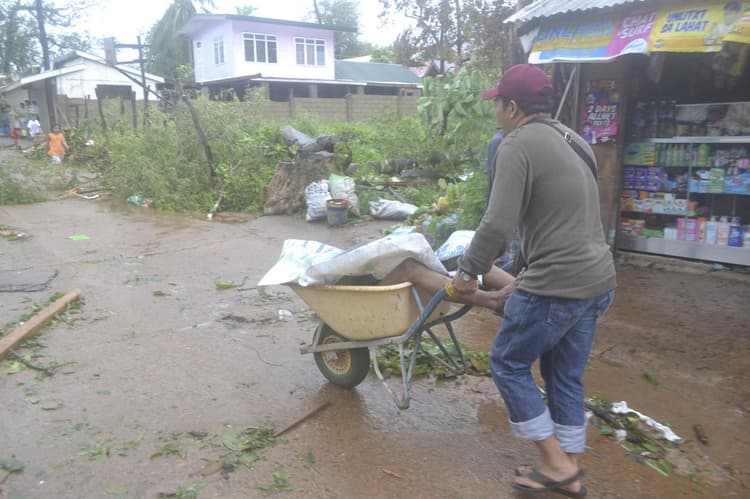 Image d'illustration pour Typhon Haiyan : premier bilan aux Philippines - Vietnam menacé