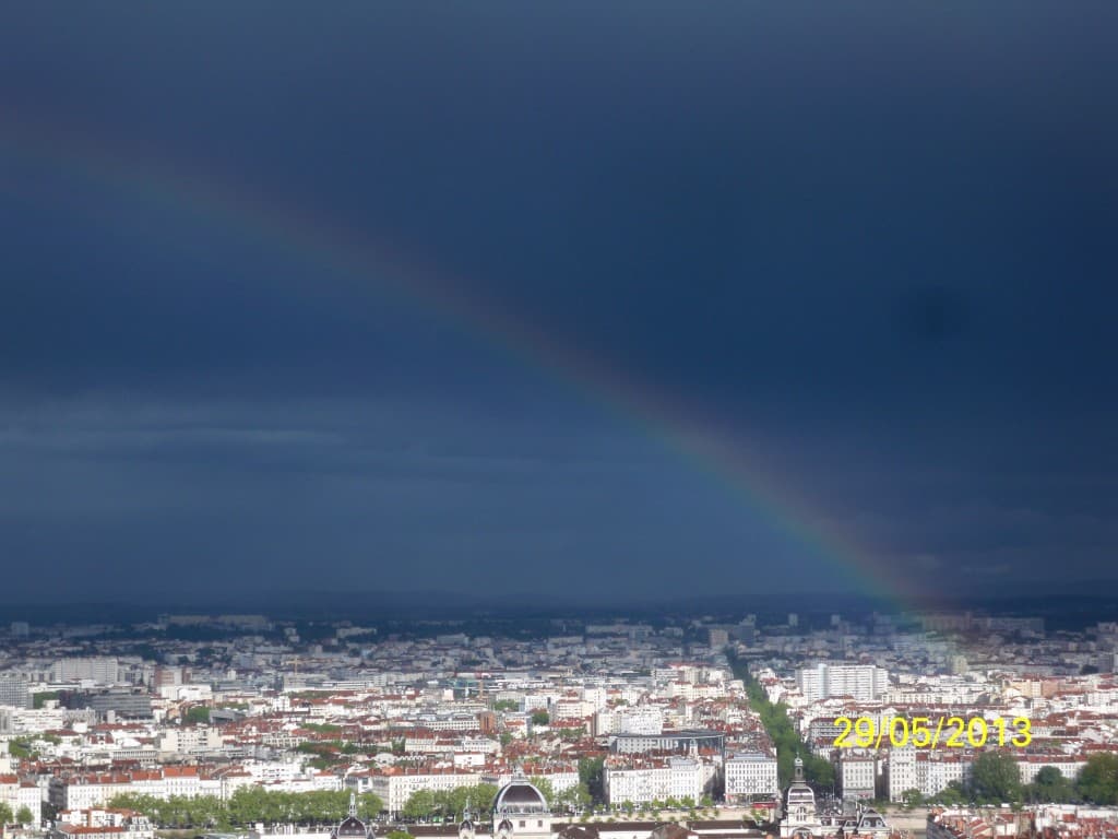 ARC EN CIEL SUR LYON