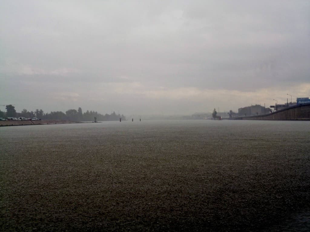 Rideau de grêle sur la Saône