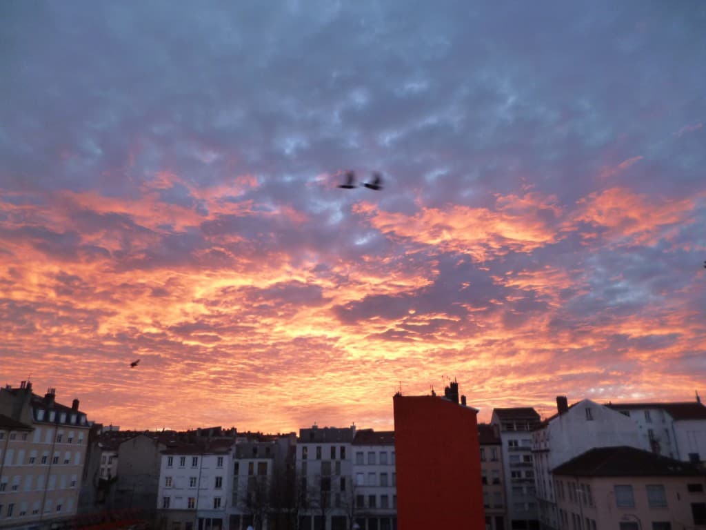 Ciel et façade assortis 