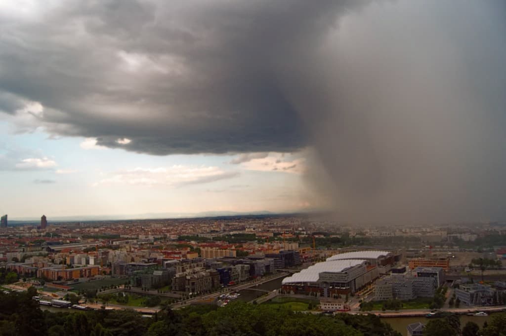 Sale temps sur Lyon