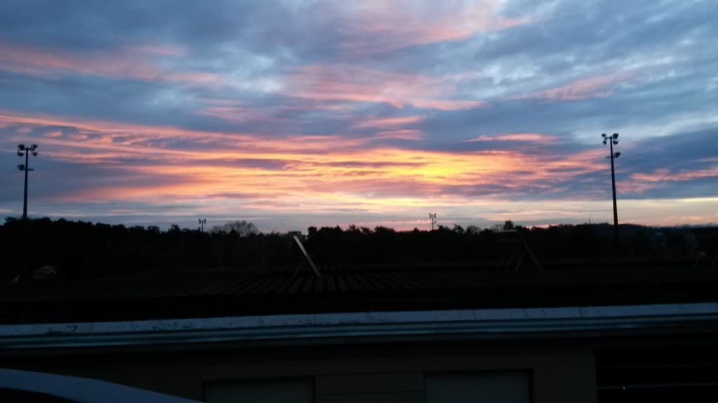 Lever de soleil sur Saint Genis Laval 