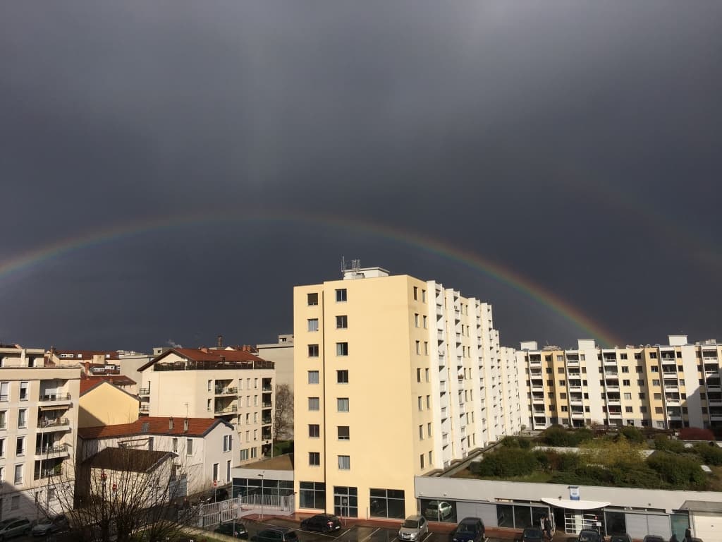 Arc en ciel sur lâ€™est     lyonnais
