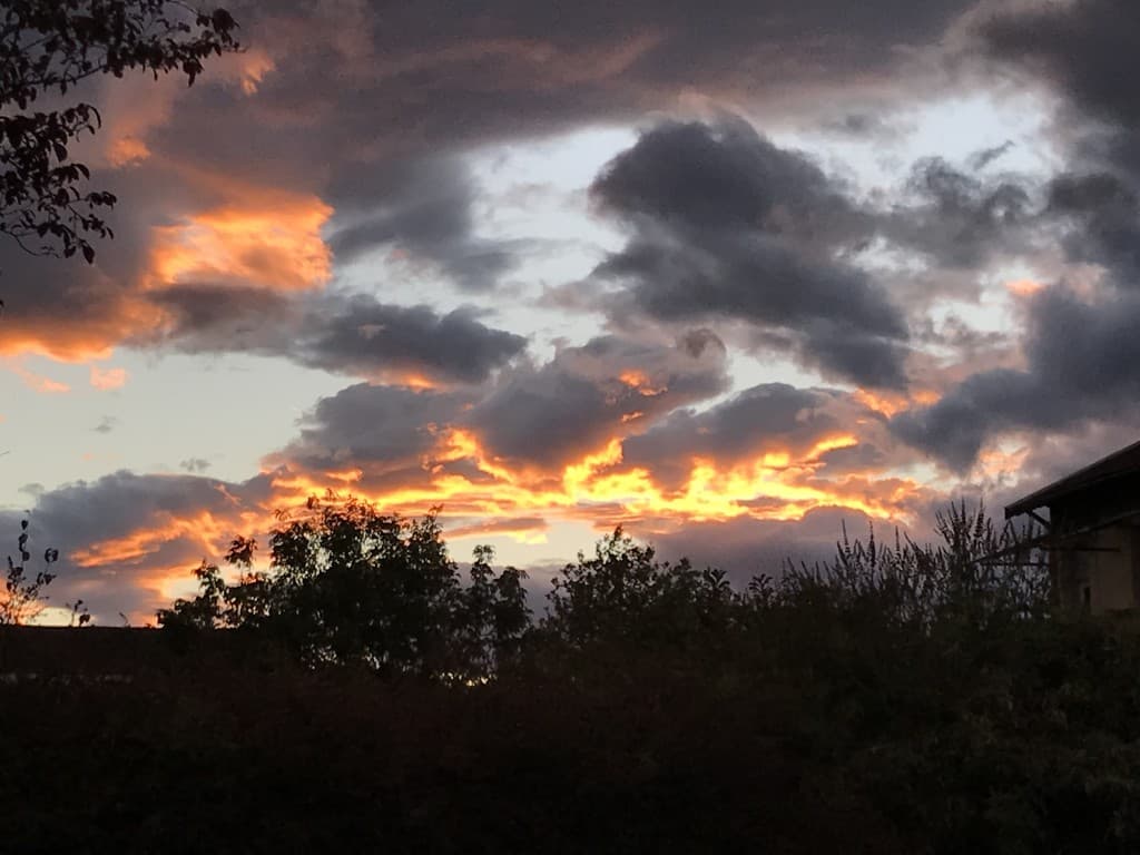 Incendie dans le ciel